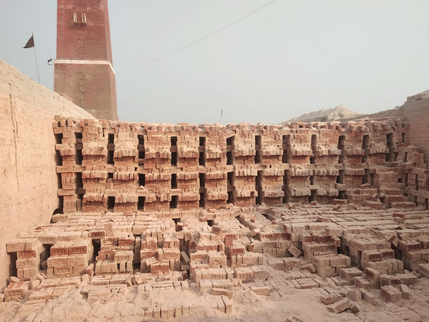 Ceramic brick production yard with a firing kiln facility